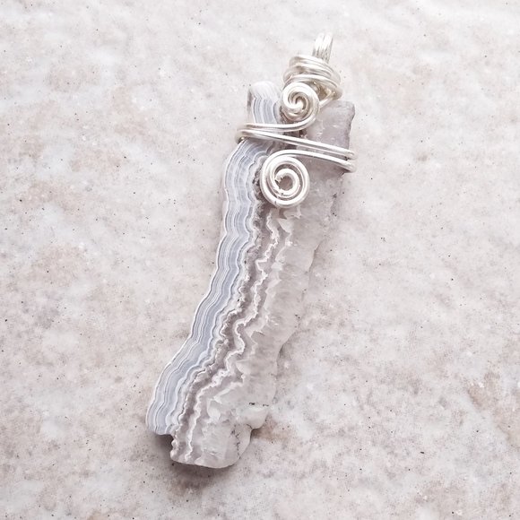 Hand Crafted Other - Sleek & Slender! Grey Crazy Lace Agate Pendant